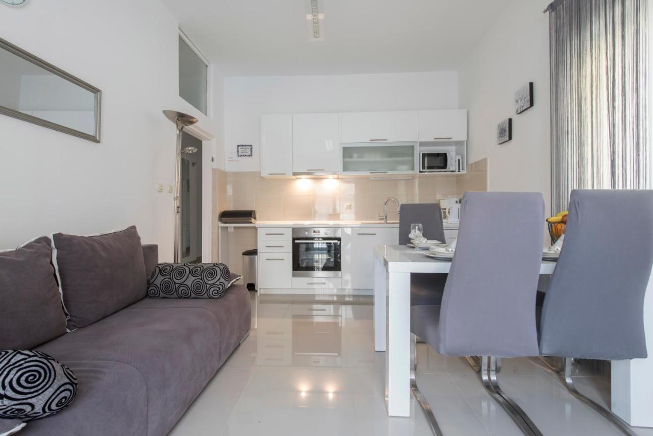 Apartman Miki Borik Zára Kültér fotó